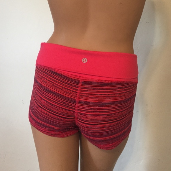 COPY - Lululemon Boogie Short - Picture 3 of 3